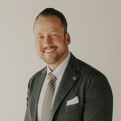 Reno prosthodontist Doctor Patrick Silvaroli